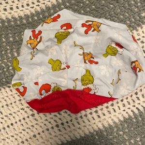 Bouffant style scrub cap